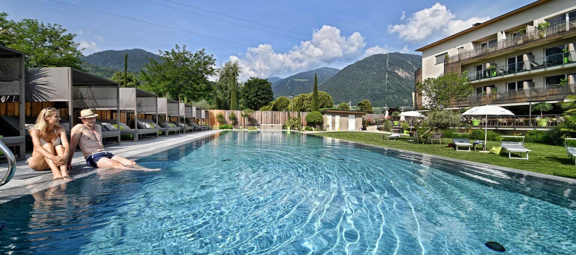 Hotel 4 Sterne, Südtirol outdoor pool, Wellnesshotel Südtirol