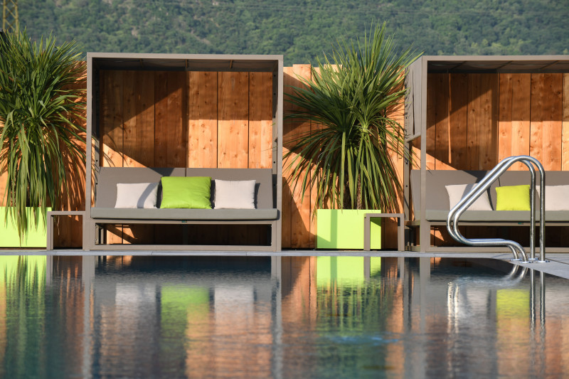 Garten & Pool im Hotel mit Feriendialyse Südtirol